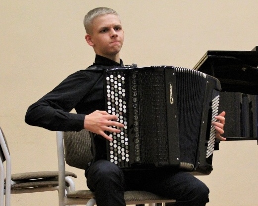 Dmitriy Rizhov