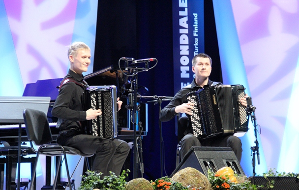 Komelkov 2015